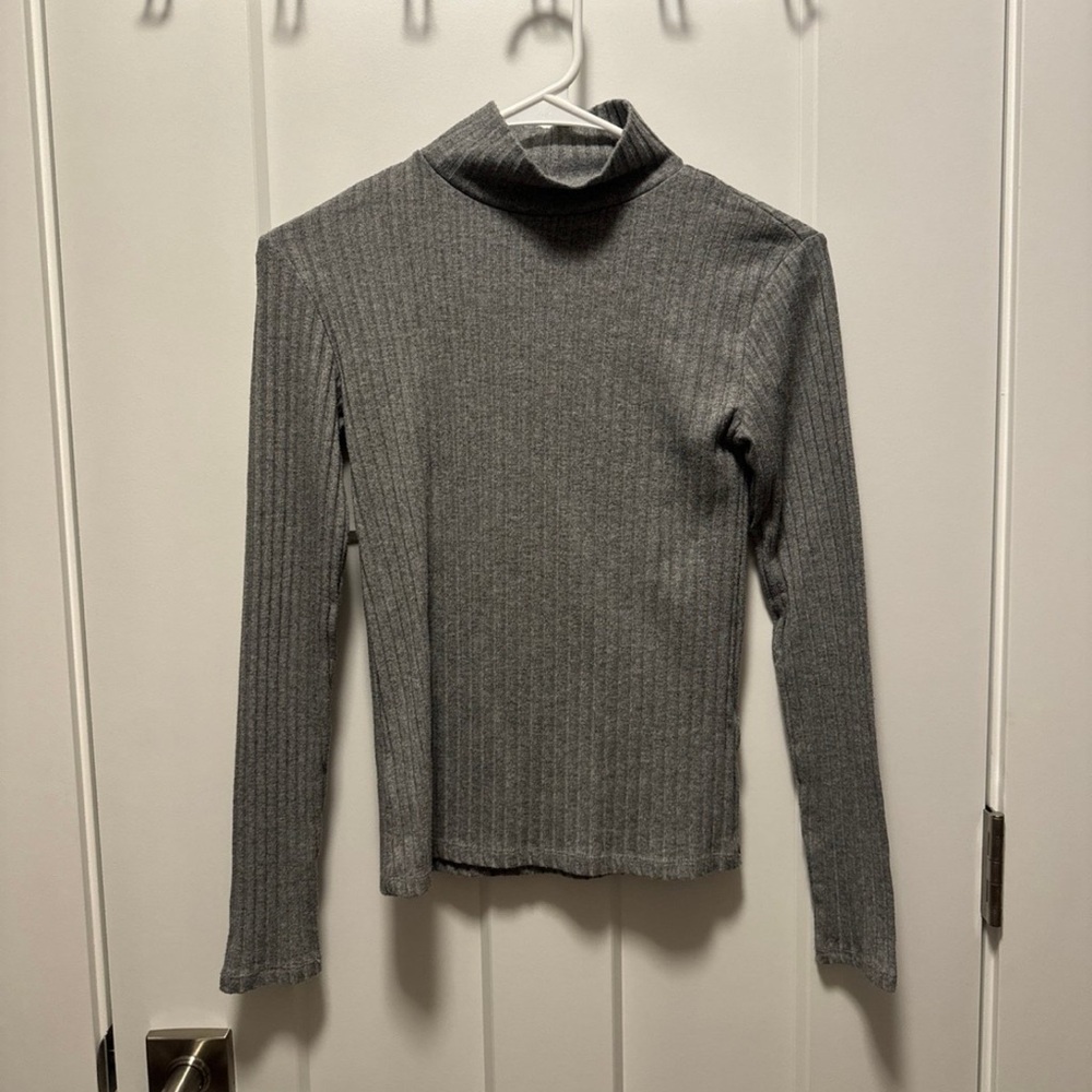 TopShop gray knit top